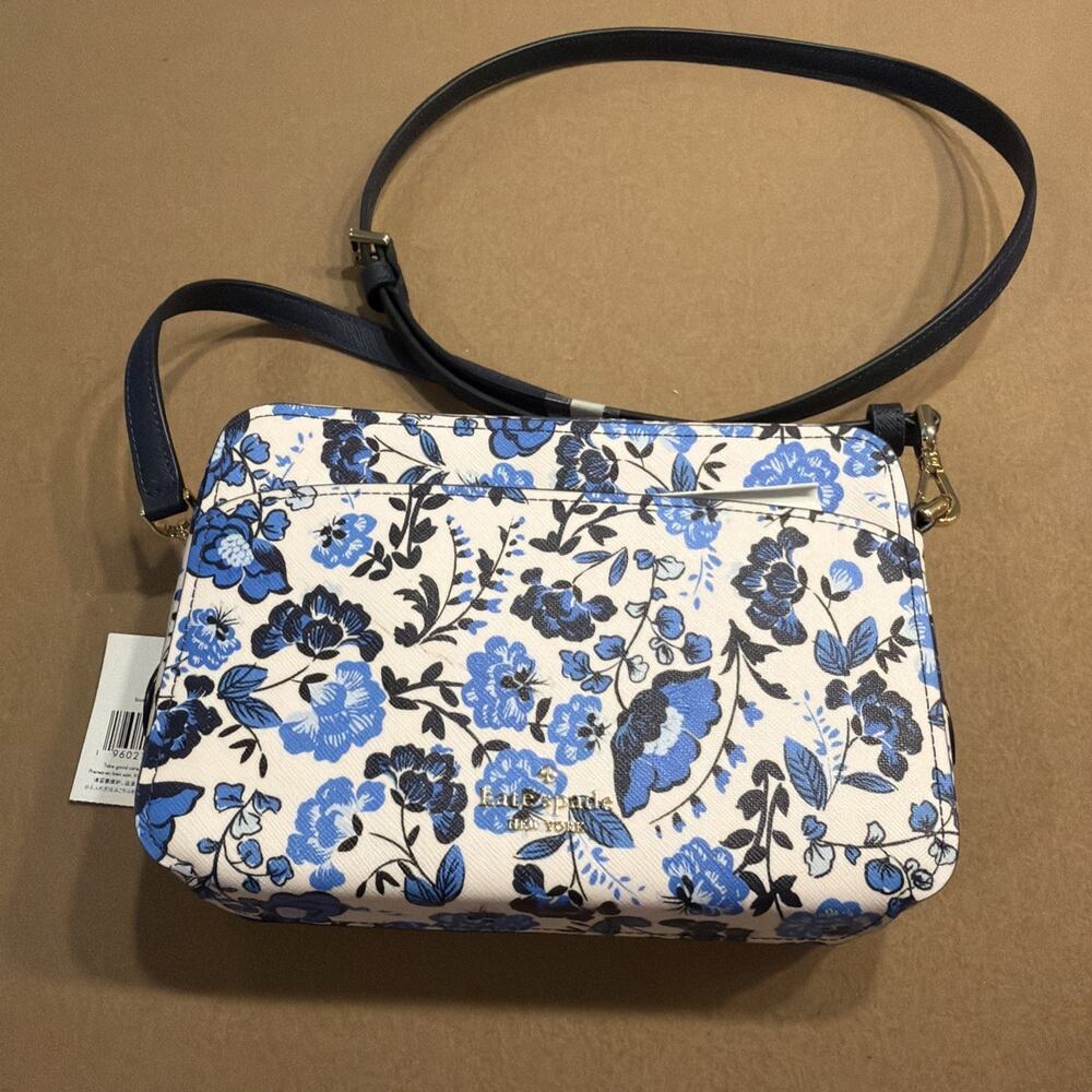 Kate Spade New York Blue Floral Camera Bag Crossbody, Zip, Small, Strap KM061